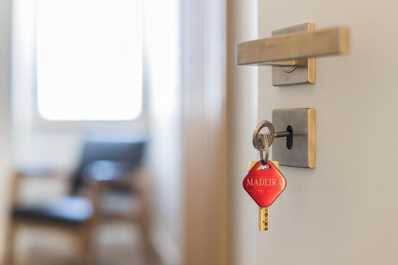Lisbon Airport Suites Екстериор снимка